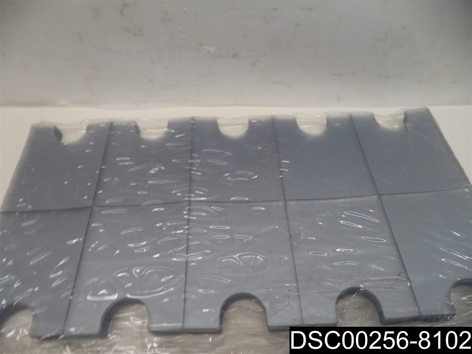 Qty= 200: SMP P/N: 200124-200, P/N: 480091 Small Format Label Lens