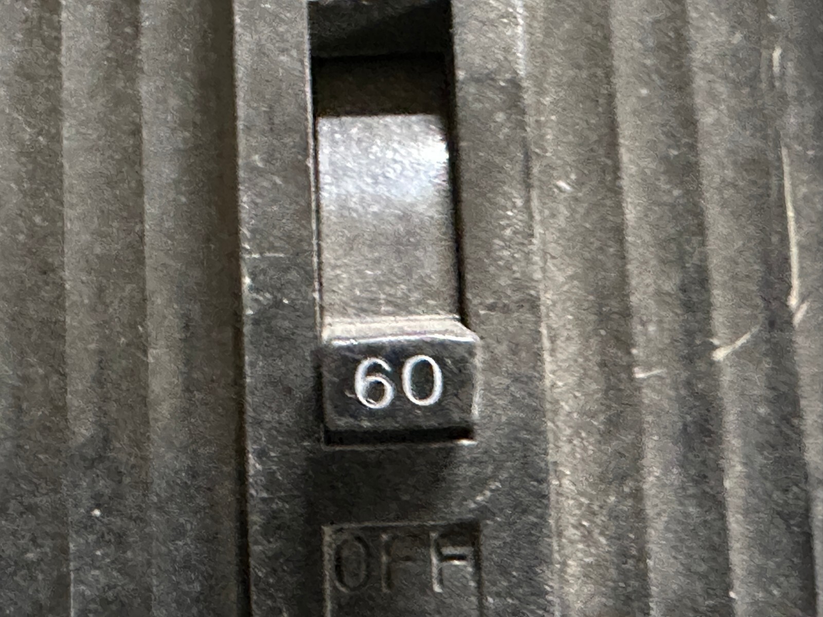 General Electric Molded Case Circuit Breaker 60A 480VAC 3-Pole P/N TED134060