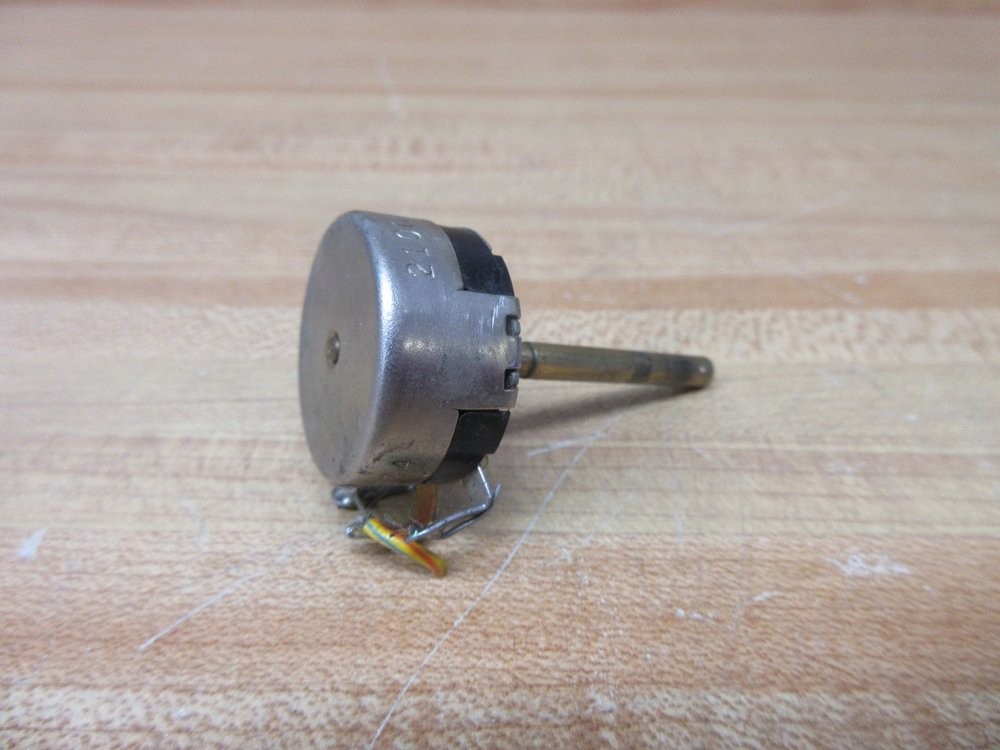 Clarostat 2100-2526 Potentiometer 140-7334