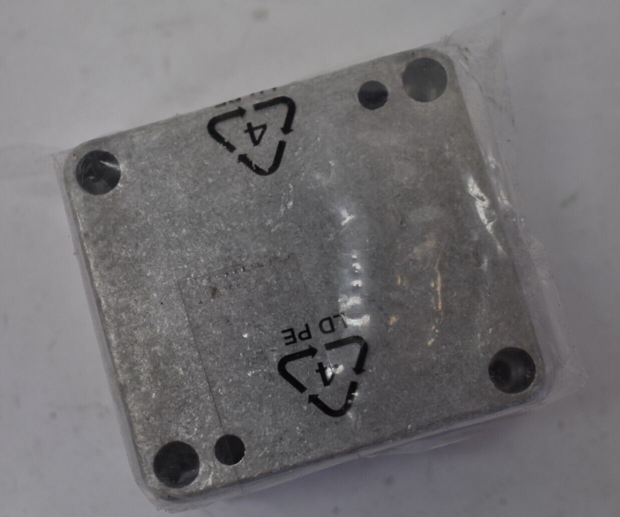 Lot of 5 BUD Industries Aluminum Die Cast Standard Boxes 2.52″ L x 2.27″ W