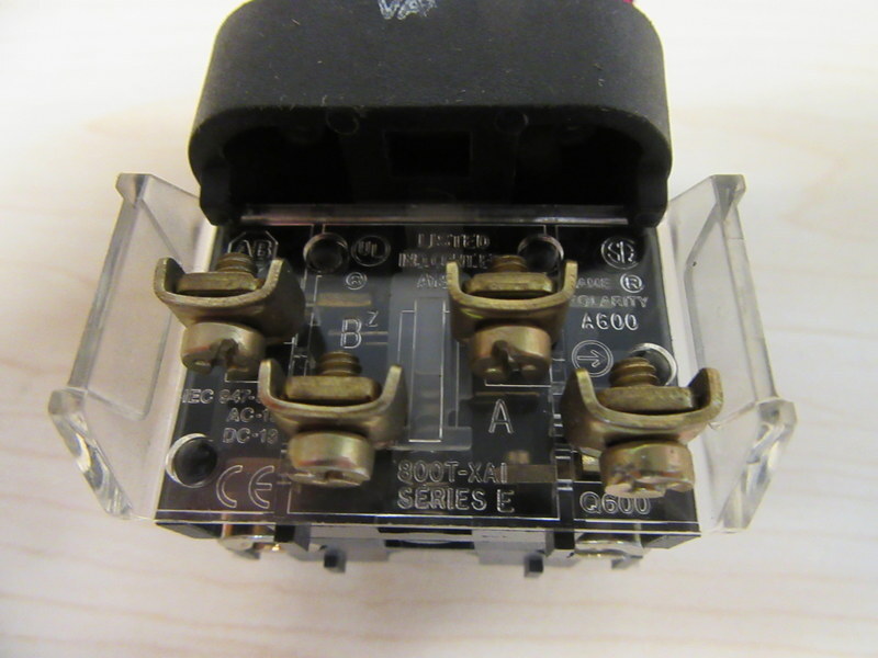 Allen Bradley 800H-FRXJTQ24RA1 Push Pull Switch