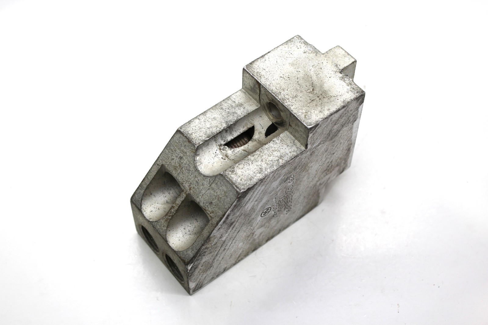 GE GENERAL ELECTRIC CU9AL 169C6384DLG2 ALUMINUM TERMINAL LUG 2-600KCMIL