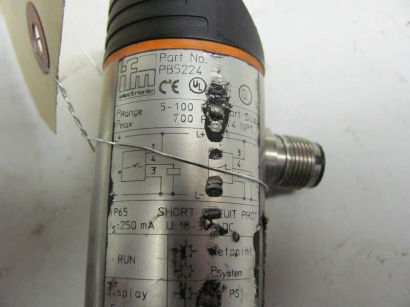 IFM PB5224 Efector electronic switch