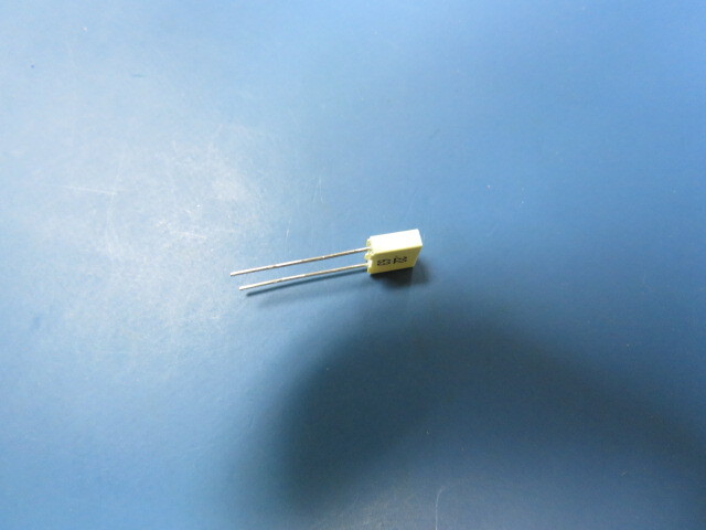 KEMET ELECTRONICS CORP R82DC3220DQ60J Qty of 100 per Lot Capacitor, Polyester M