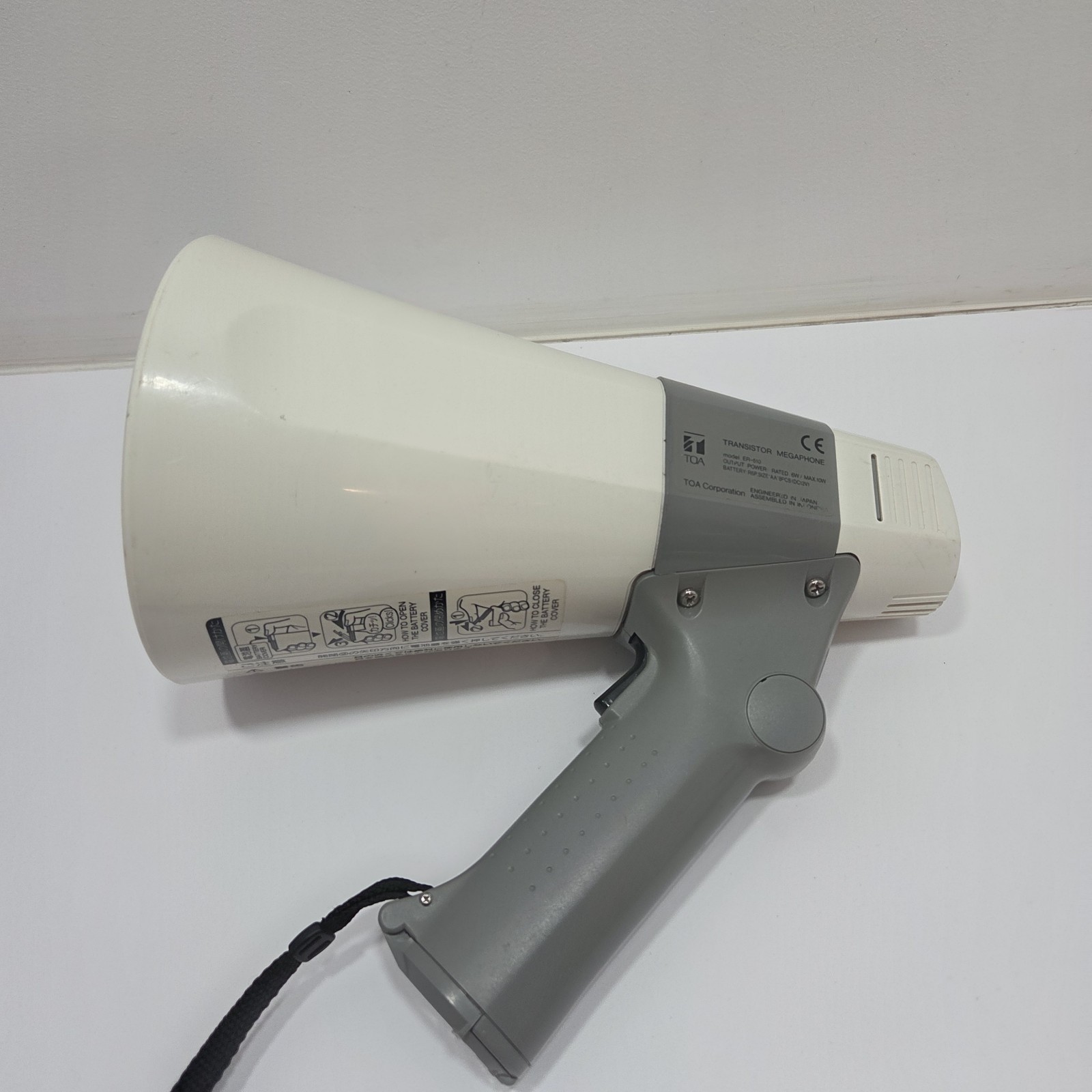 TOA Corporation ER-510 Transistor Megaphone For Parts Only