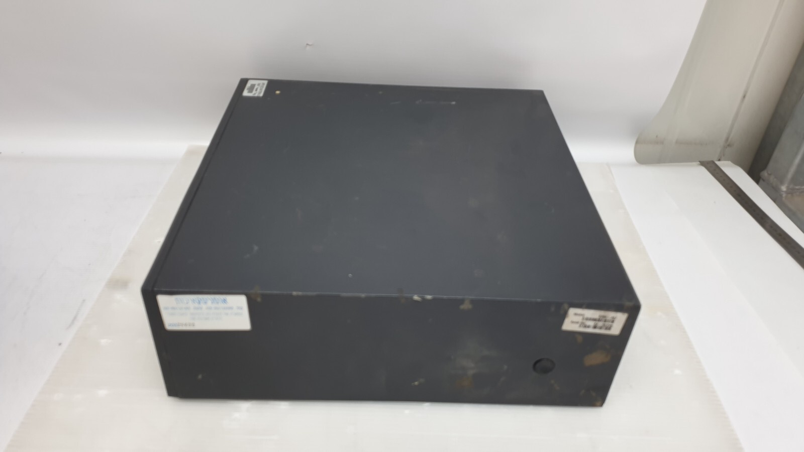 APPLIED MATERIALS IS&T IBM NetVista 8305-JGJ Desktop PC