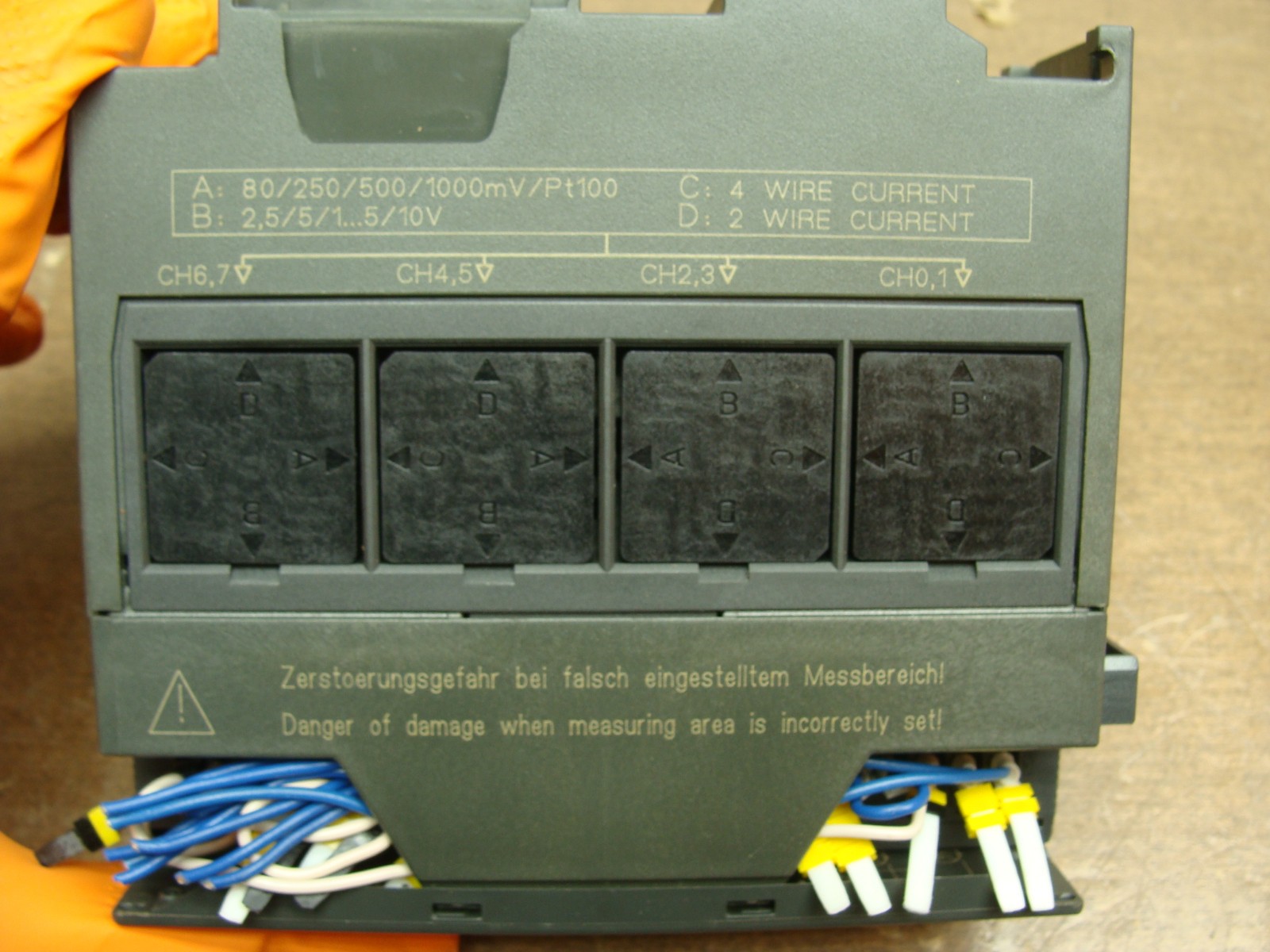 SIEMENS SIMATIC S7-300 ANALOG INPUT MODULE SM331 6ES7 331-7KF02-0AB0