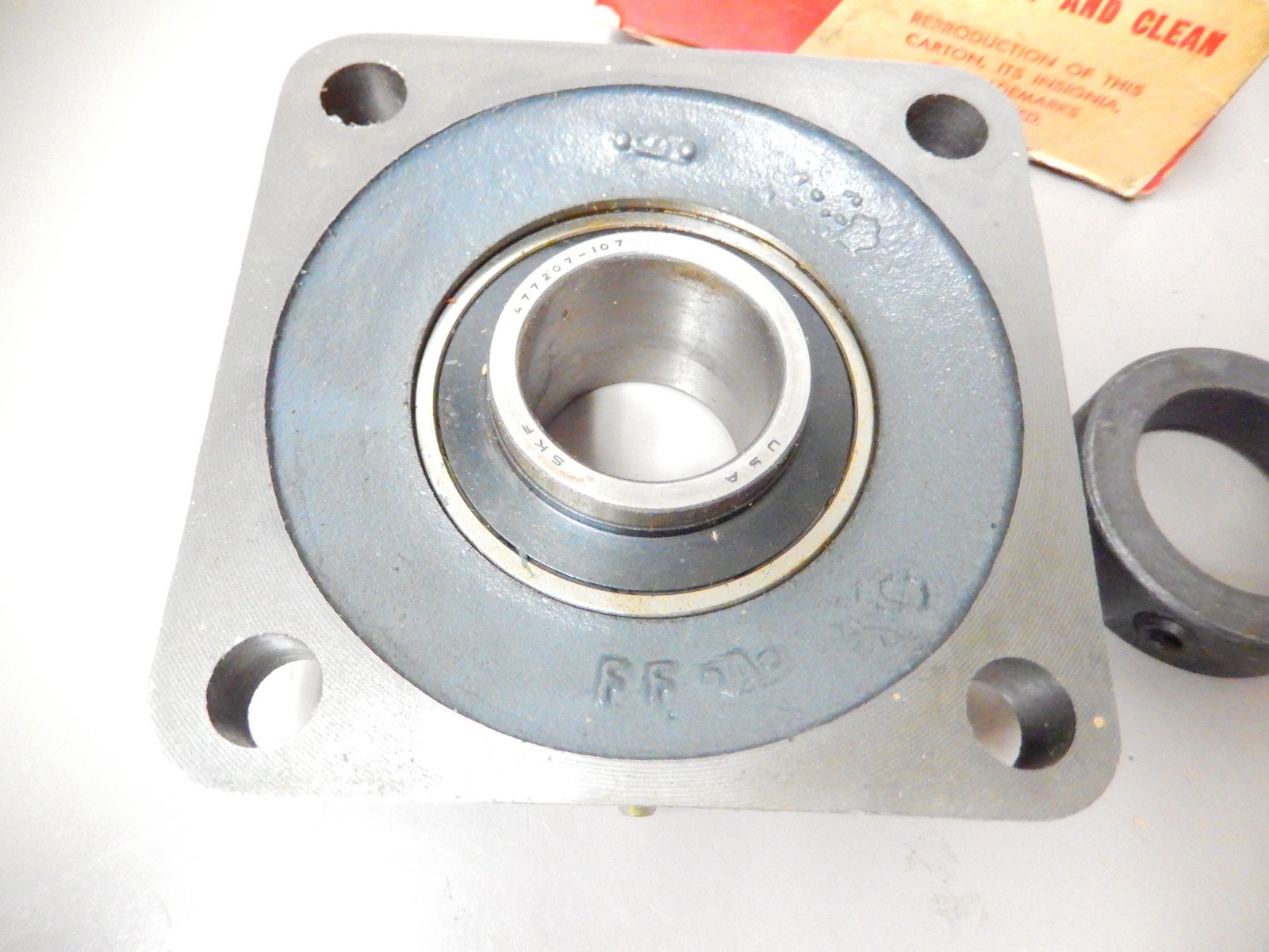 SKF F4B-107-FM Flange Mount Bearing 4 Bolt With Collar 1-7/16″ Bore