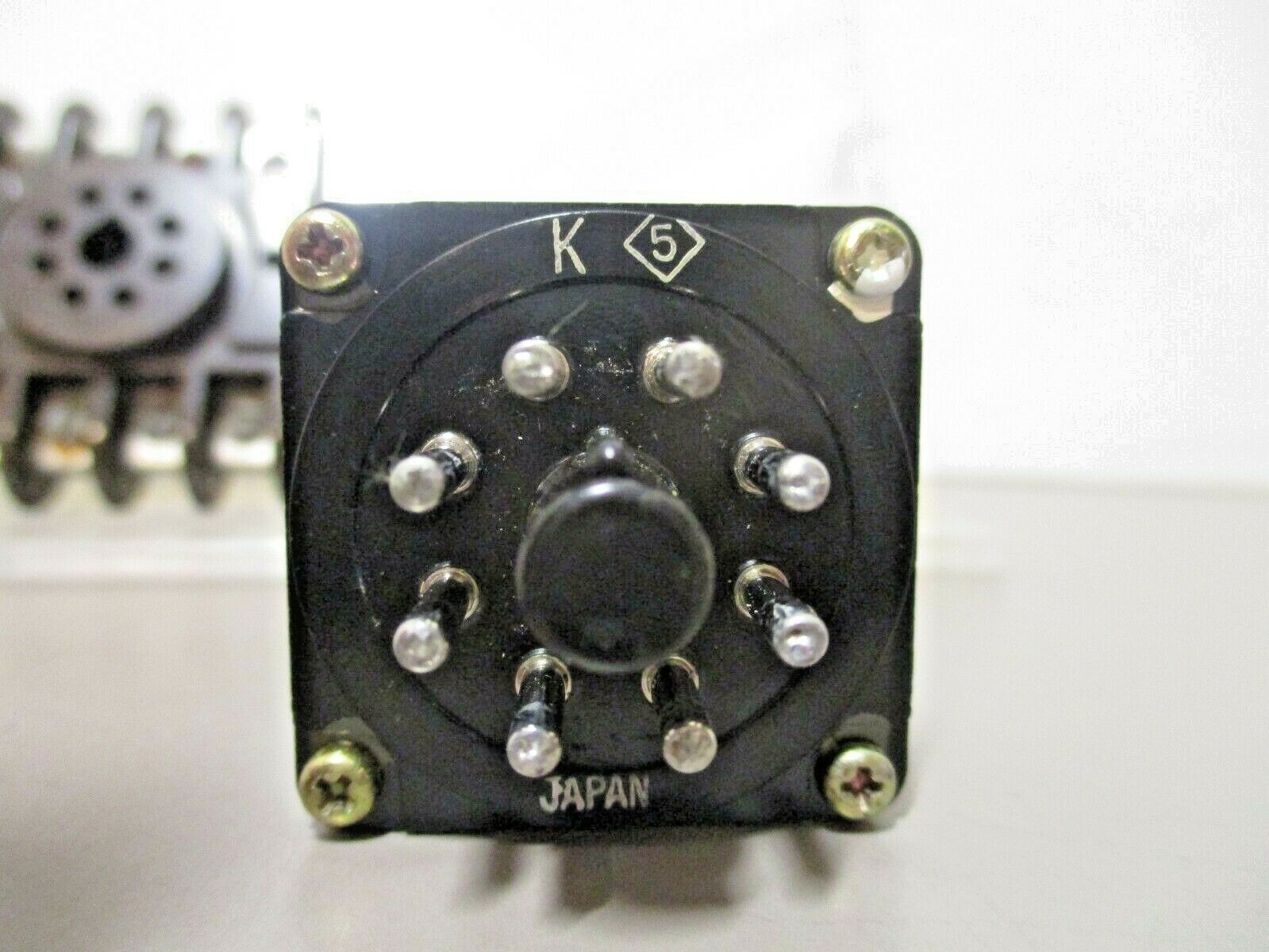 Sigma 50R02-115AC-SC0 28VDC/115VAC Relay with Socket 146-103 Amphenol