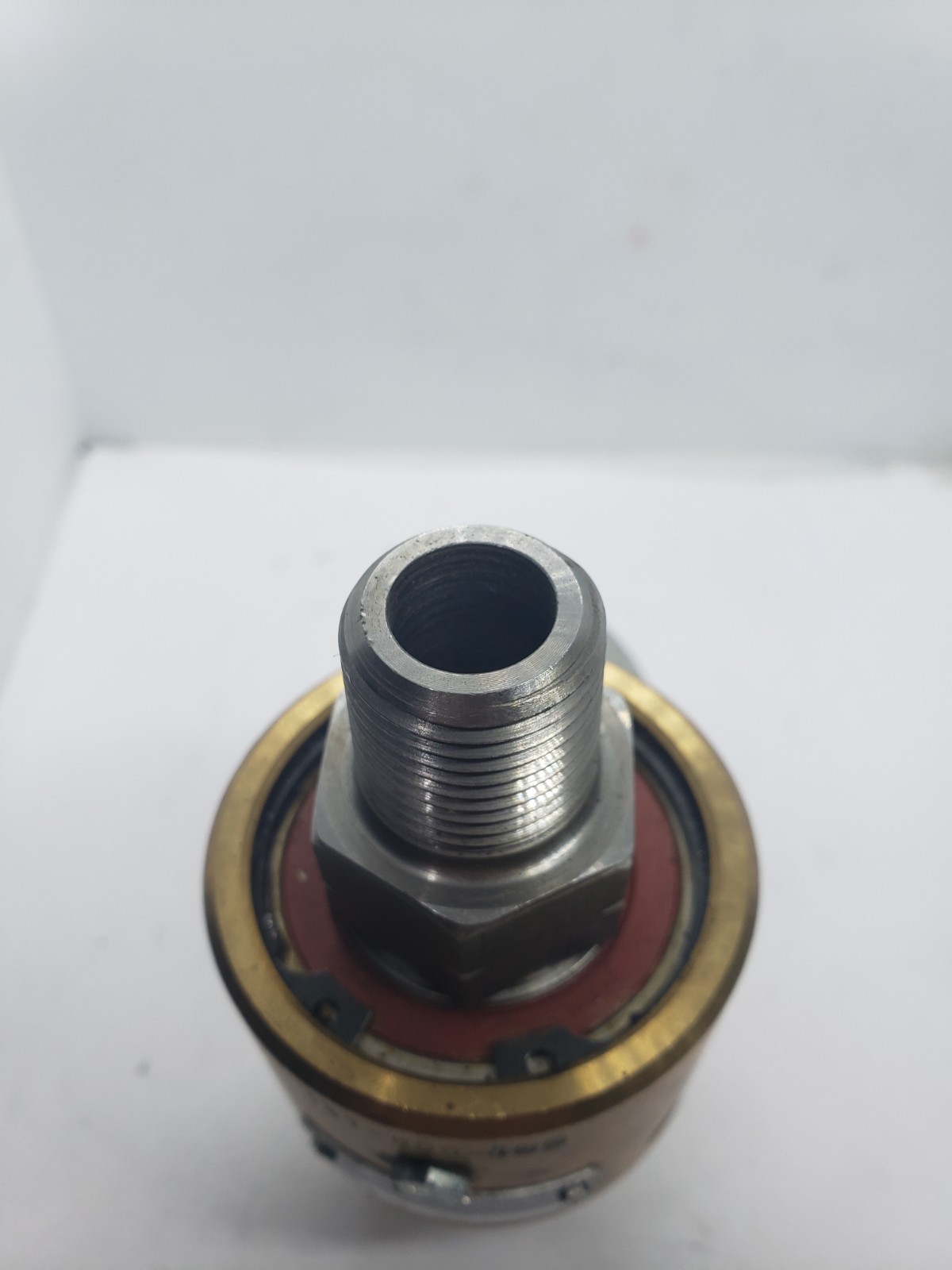 DEUBLIN 157-000-120 HIGH SPEED ROTARY JOINT WITH BACK ATTACHMENT
