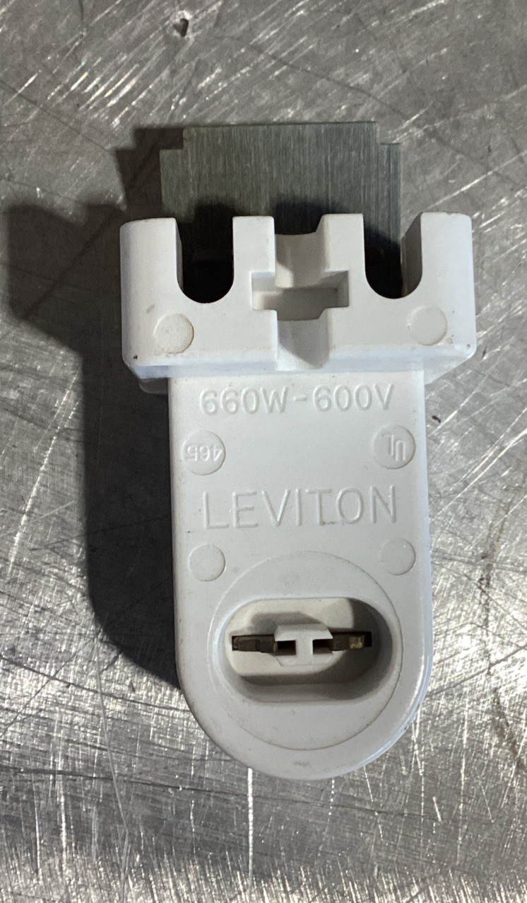 Leviton 98479-90-20-37 Fluorescent Lampholder 660W-600V