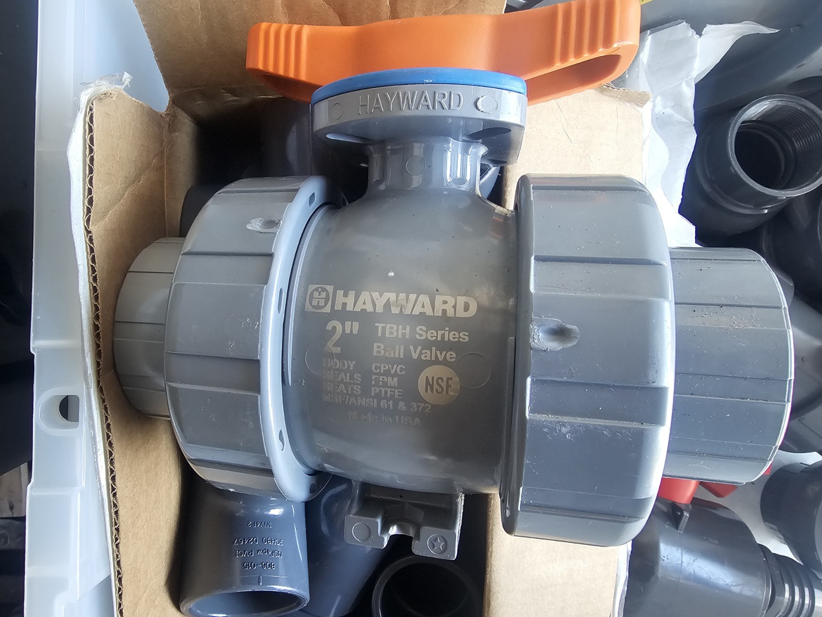 Hayward TBH2200ASTV0000 2″ CPVC True Union Ball Valve – 250 PSI – New / Open Box