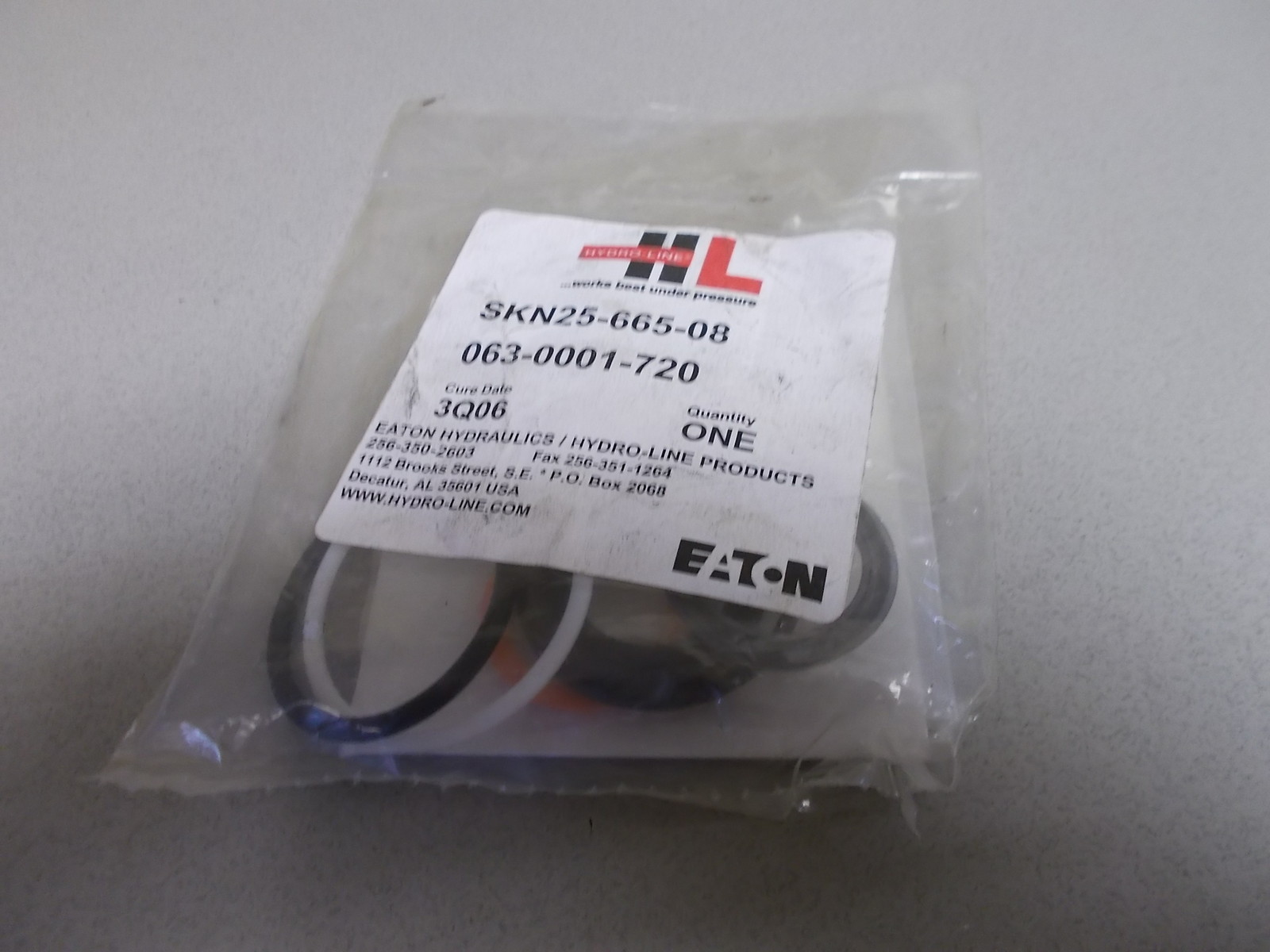 NEW Eaton Hydro-Line 063-0001-720 Seal Kit *FREE SHIPPING*