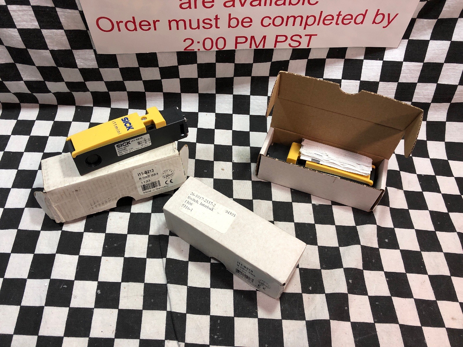 Lot Of 3 SICK I11-S213, SICK I11S213, Safety Switch, ShipDameDay#1646BQ