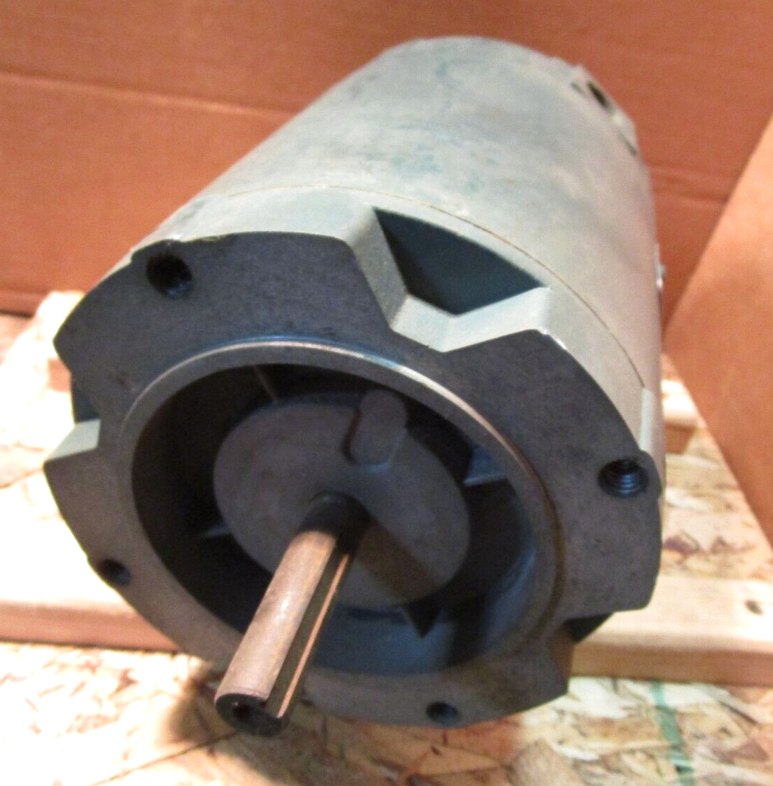 Reliance Electric Motor FA56C Frame 1/2 HP 200 Volts 1140 Fl. Speed 3 PH 51116LR