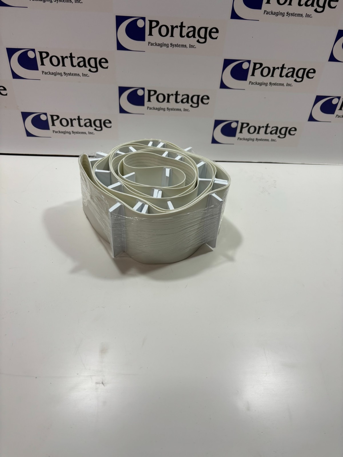 36764A1 Cleated Belt for Automated Packaging Systems / Autobag Maximizer