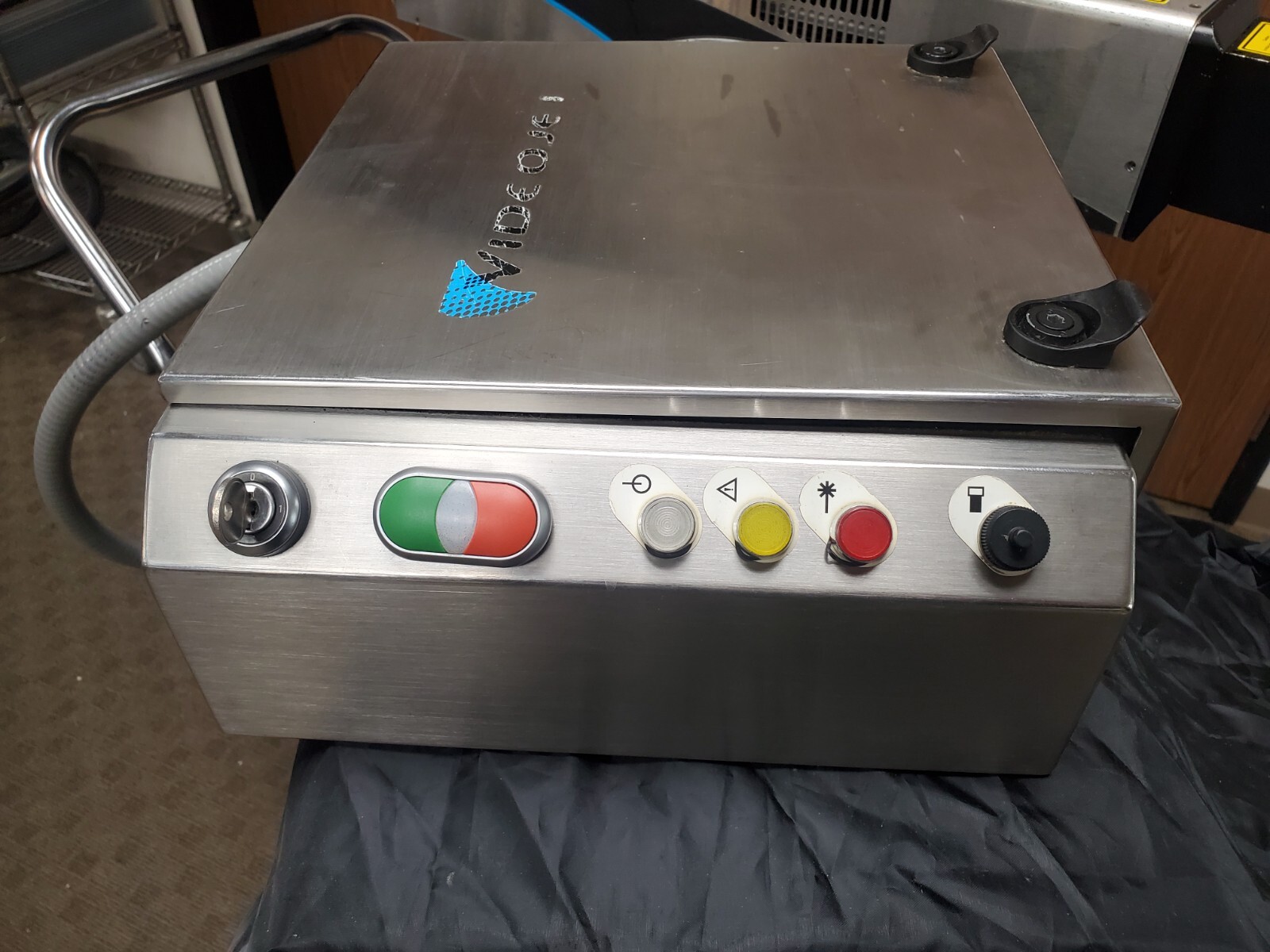 Refurbished Videojet 3120 IP54 Laser marking system with 1 yr Warranty