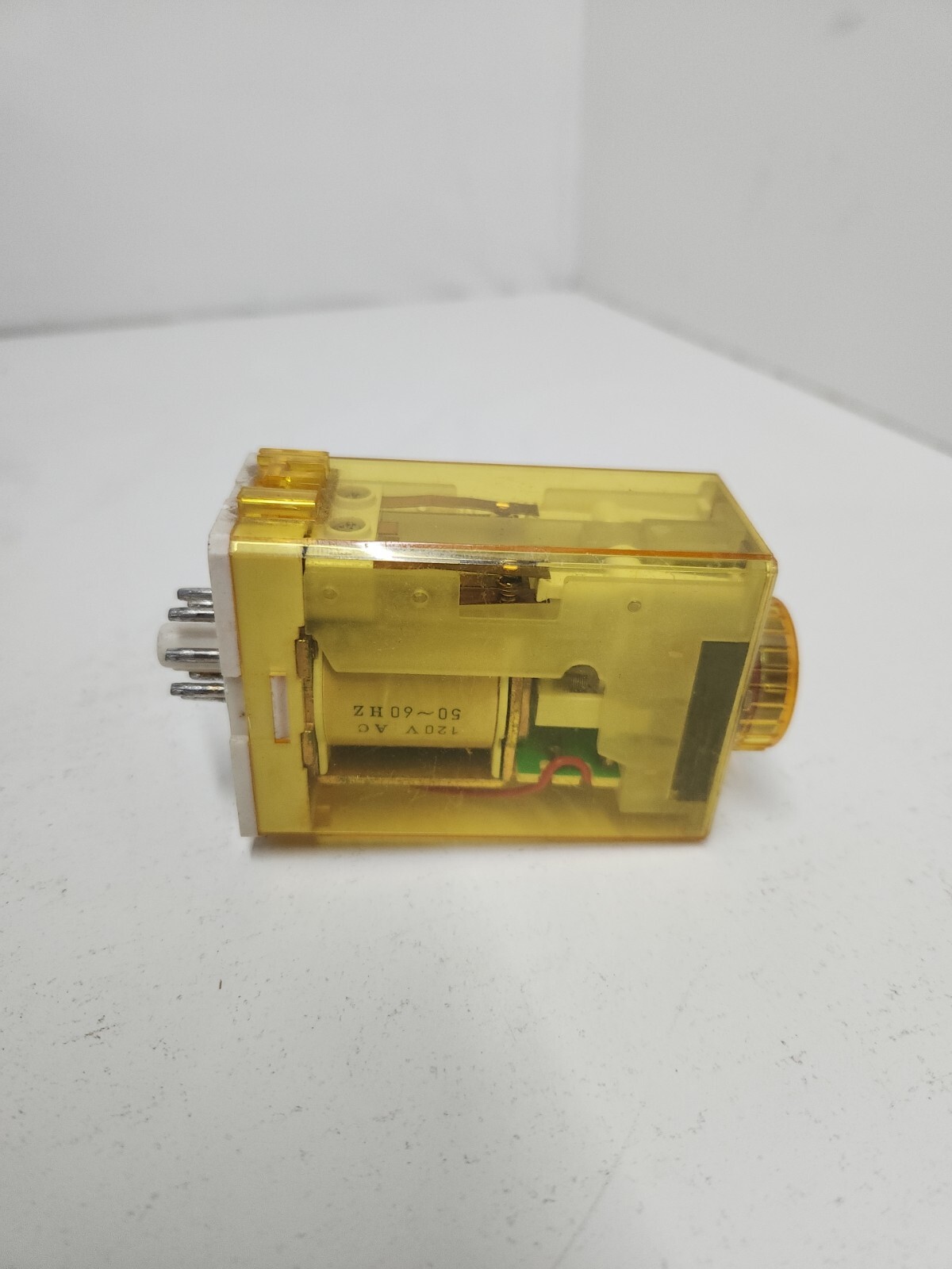 IDEC IZUMI RTA-SP2F PNEUMATIC TIMER RTASP2F, 120V, 50/60HZ