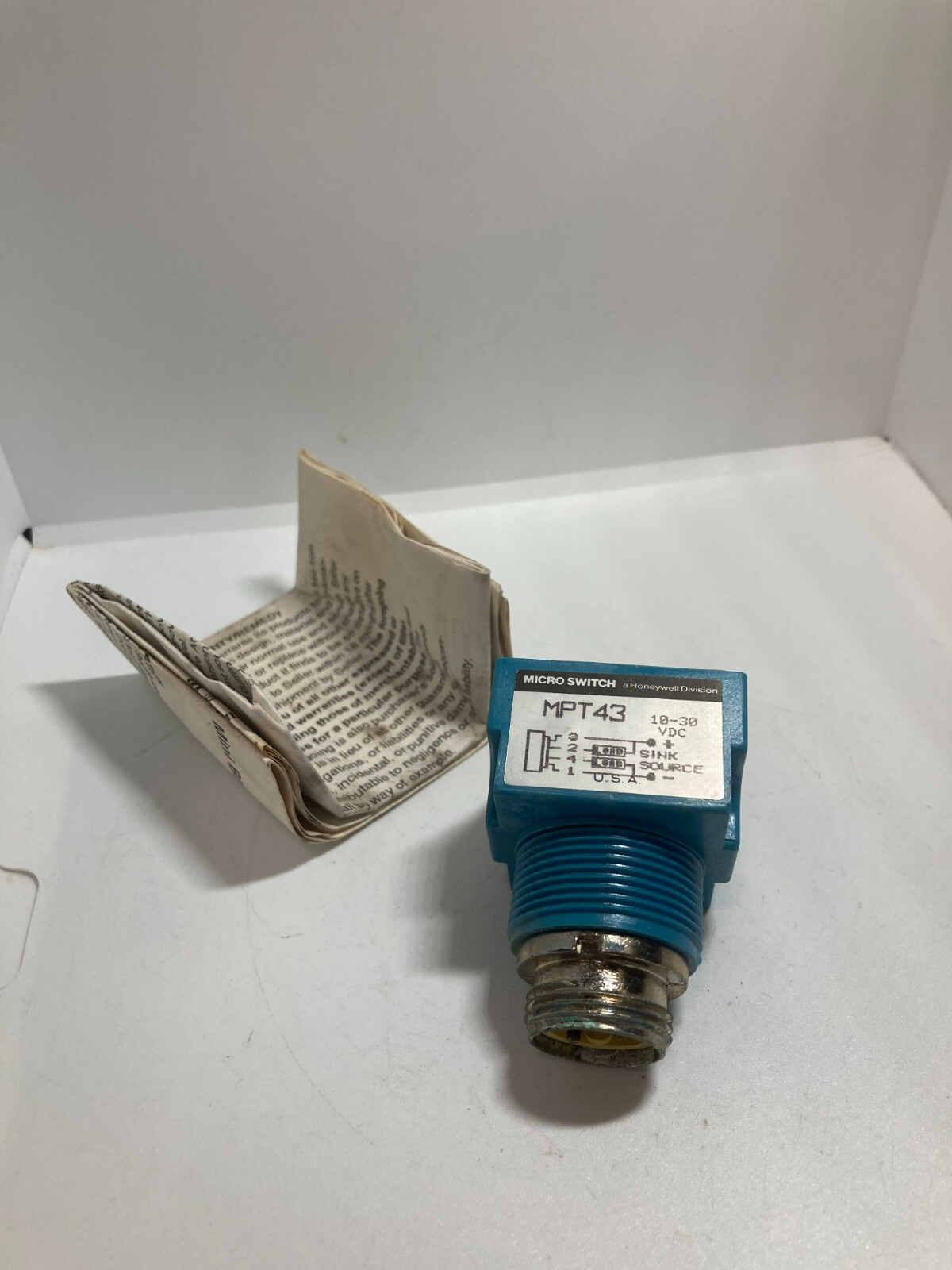 MICRO SWITCH MPT43 MINI BASE 4 WIRE DC DUAL NO OUTPUT 10-30VDC NNB
