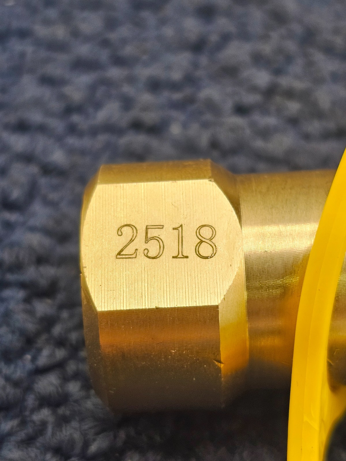 Zhen Dar QDD12: 1/2″ Gas Quick Connect, Disconnect Connector W/ Male Insert Plug