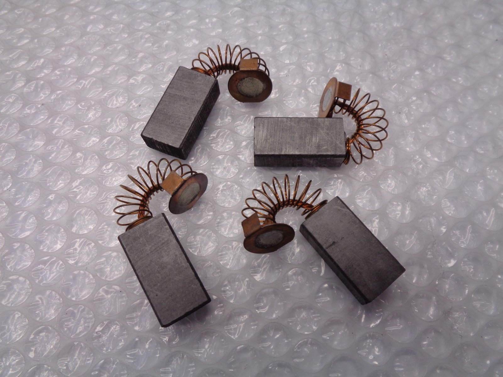 INDUSTRIAL SPARE 2710 CARBON BRUSH LOT OF 4 NSNP