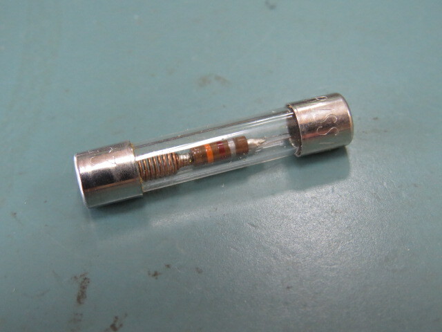 BUSSMANN BK/MDL-1/100 Qty of 7 per Lot 10mA 250V AC DC Fuse Cartridge, Glass Ho