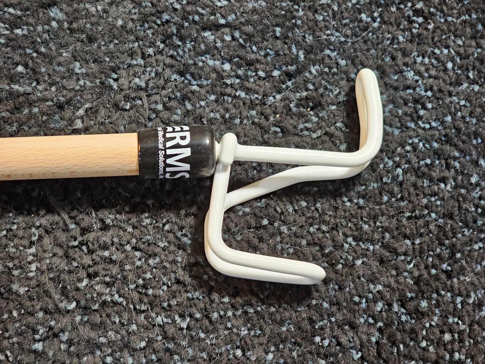 (QTY 2) RMS 28″ Long Dressing Stick – Dressing Aid for Shoes, Socks DS-88001