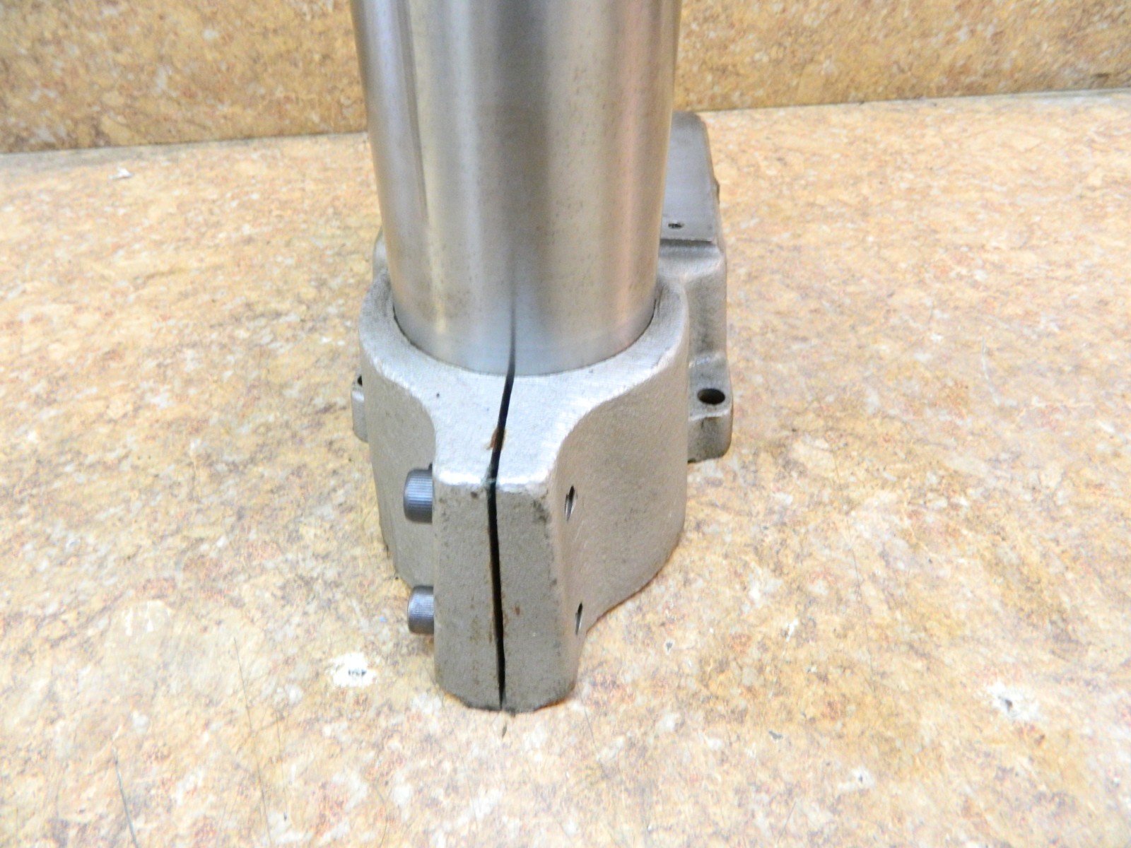 AIR MITE DAP-12 Pneumatic Press 3″ Stroke X 4″ Bore