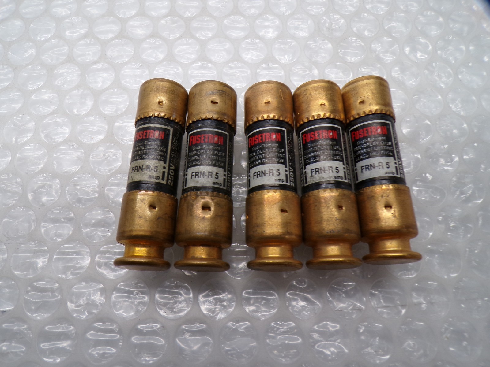 FUSETRON FRN-R-5 FUSE BLACK LOT OF 5 NSNP