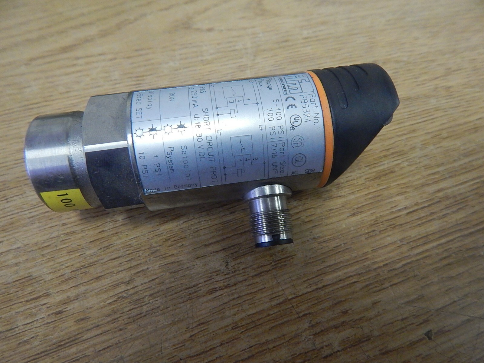 NEW IFM Effector PB 5 324 100 psi Pressure Sensor *FREE SHIPPING*