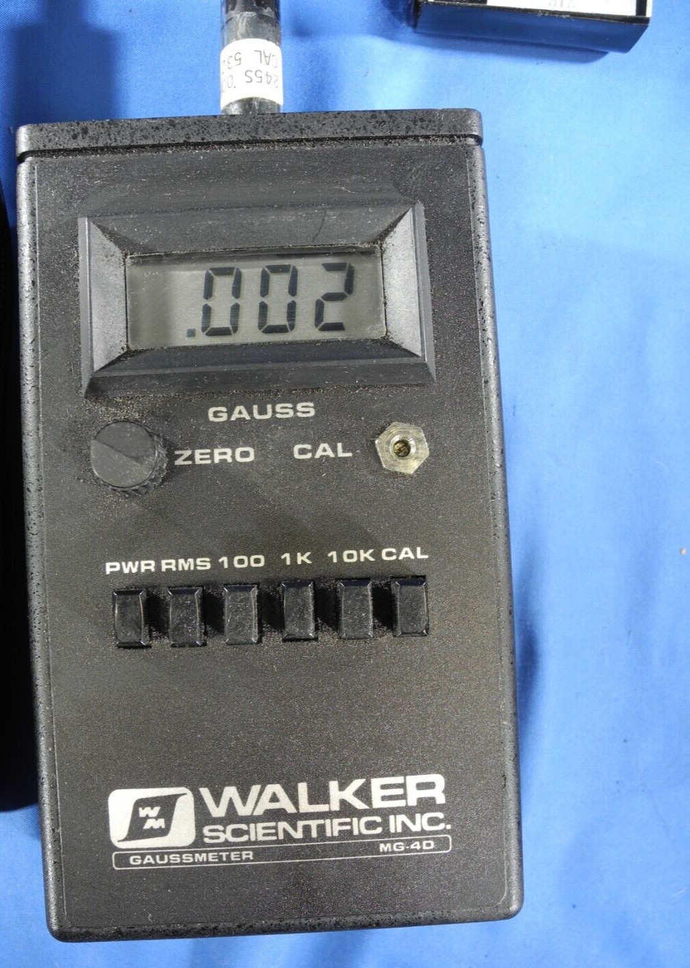 Walker Scientific MG-4D Portable Gaussmeter w Broken Probe MG-4D &ZG-1.