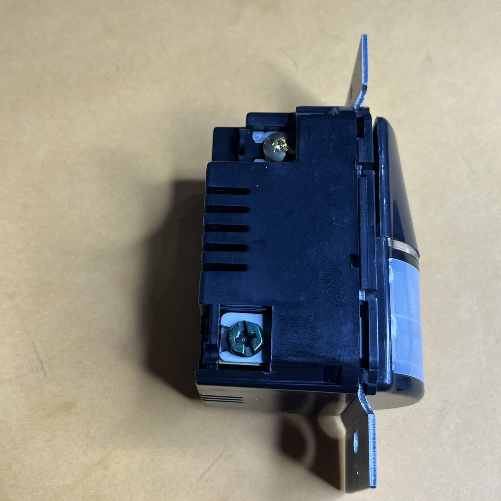 Watt Stopper WS-200-B Passive IR Automated Wall Switch 120-277 VAC 60 Hz Black