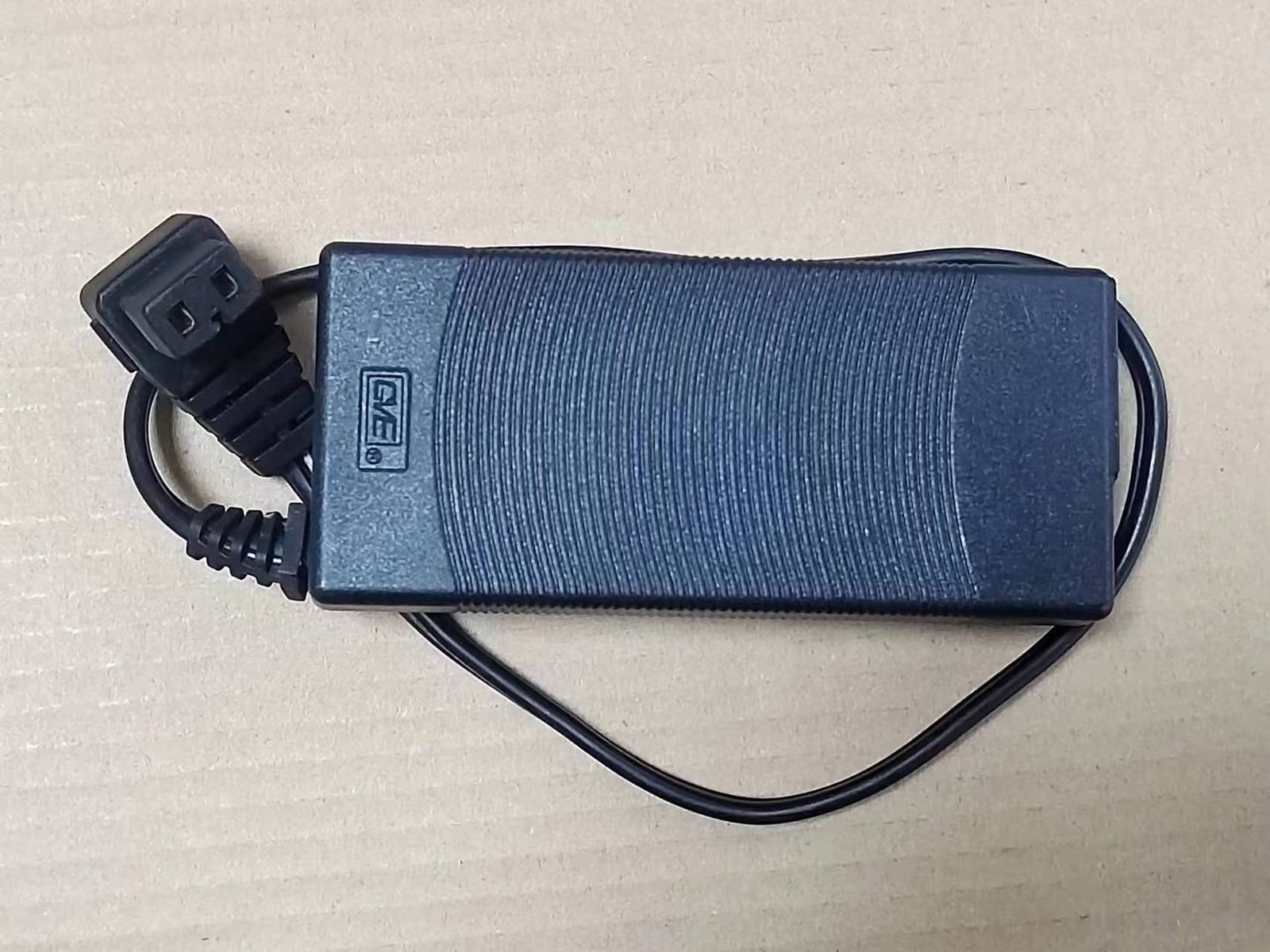 1X GVE Car Refrigerator Power Adapter GM95-145600-D 14.5V 6.0A 87W 12/24V