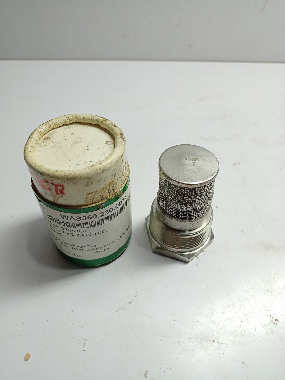 Watts Regulator 289165 Vacuum Breaker 2pcs lot