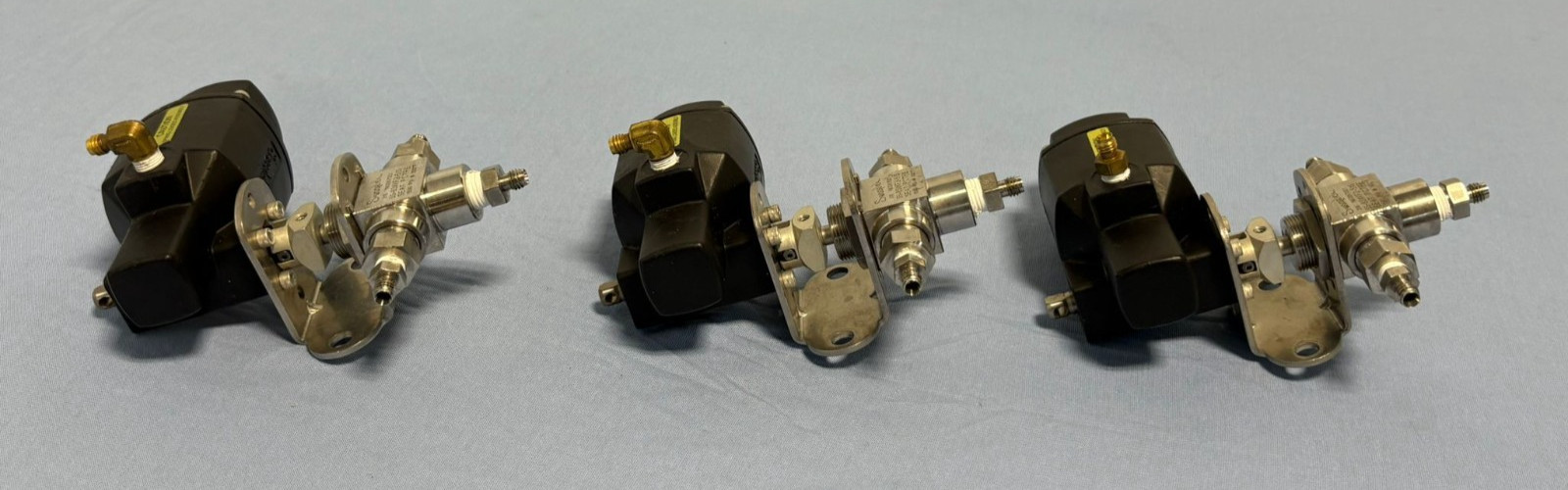 *LOT OF 3* Whitey Swagelok 151 SR 200 PSI Actuator Assembly Part SS-83XKF2-51S
