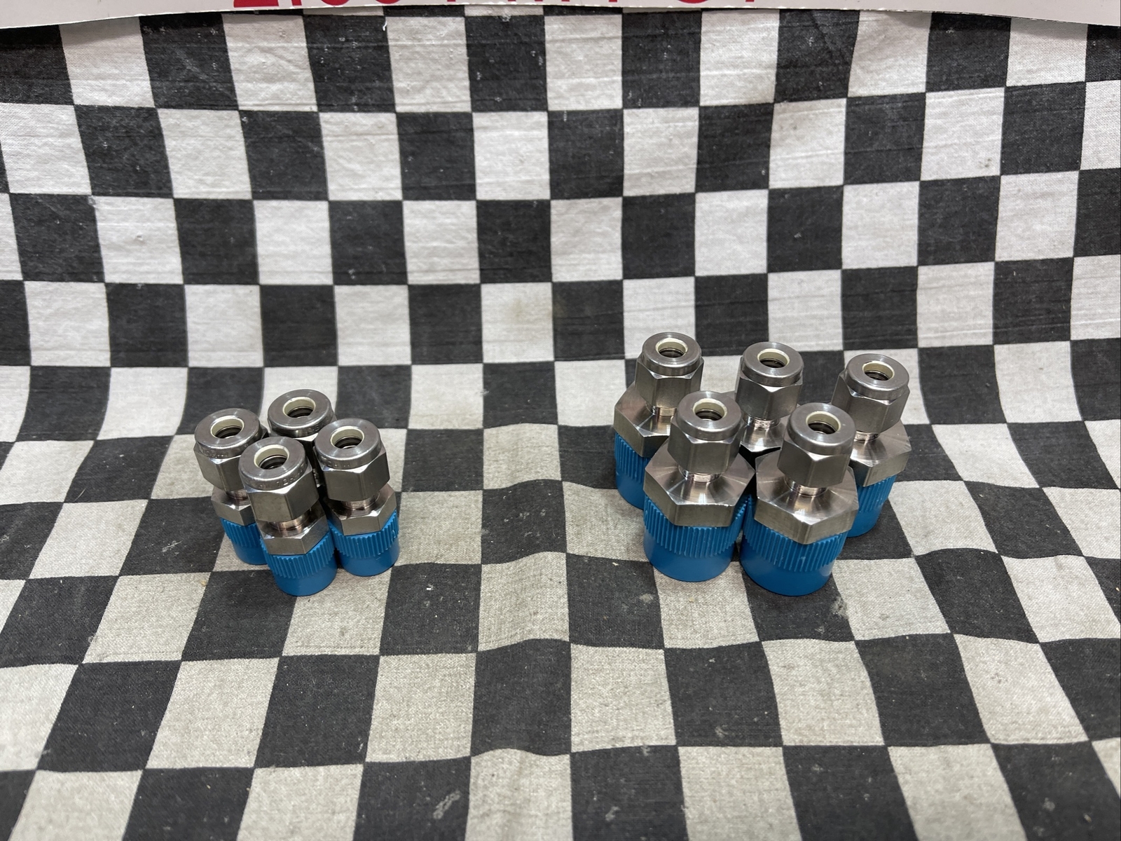 SWAGELOK SS-400-1-8, SS-400-1-4, MALE CONNECTOR 1/4″ TUBE, LOT OF 9#1606V17