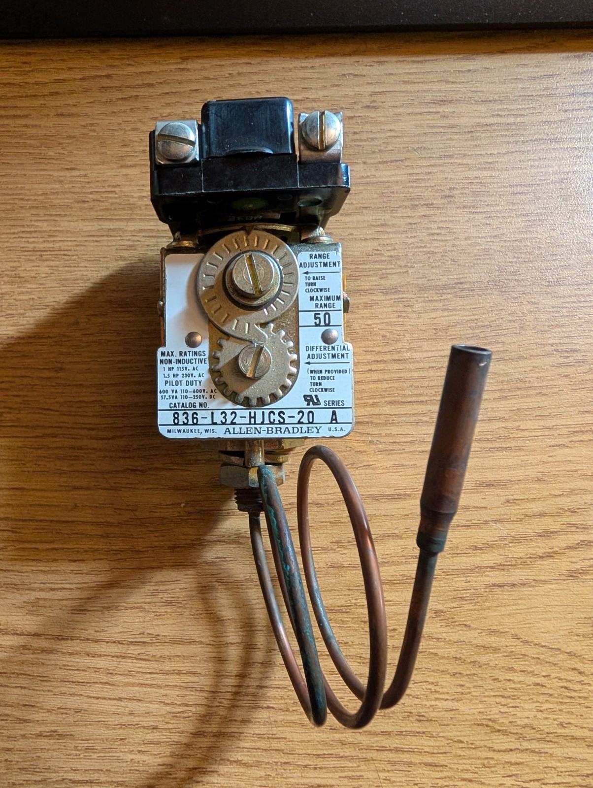 Allen Bradley 836 Differential Pressure Control 836-L32-HJCS-20 New
