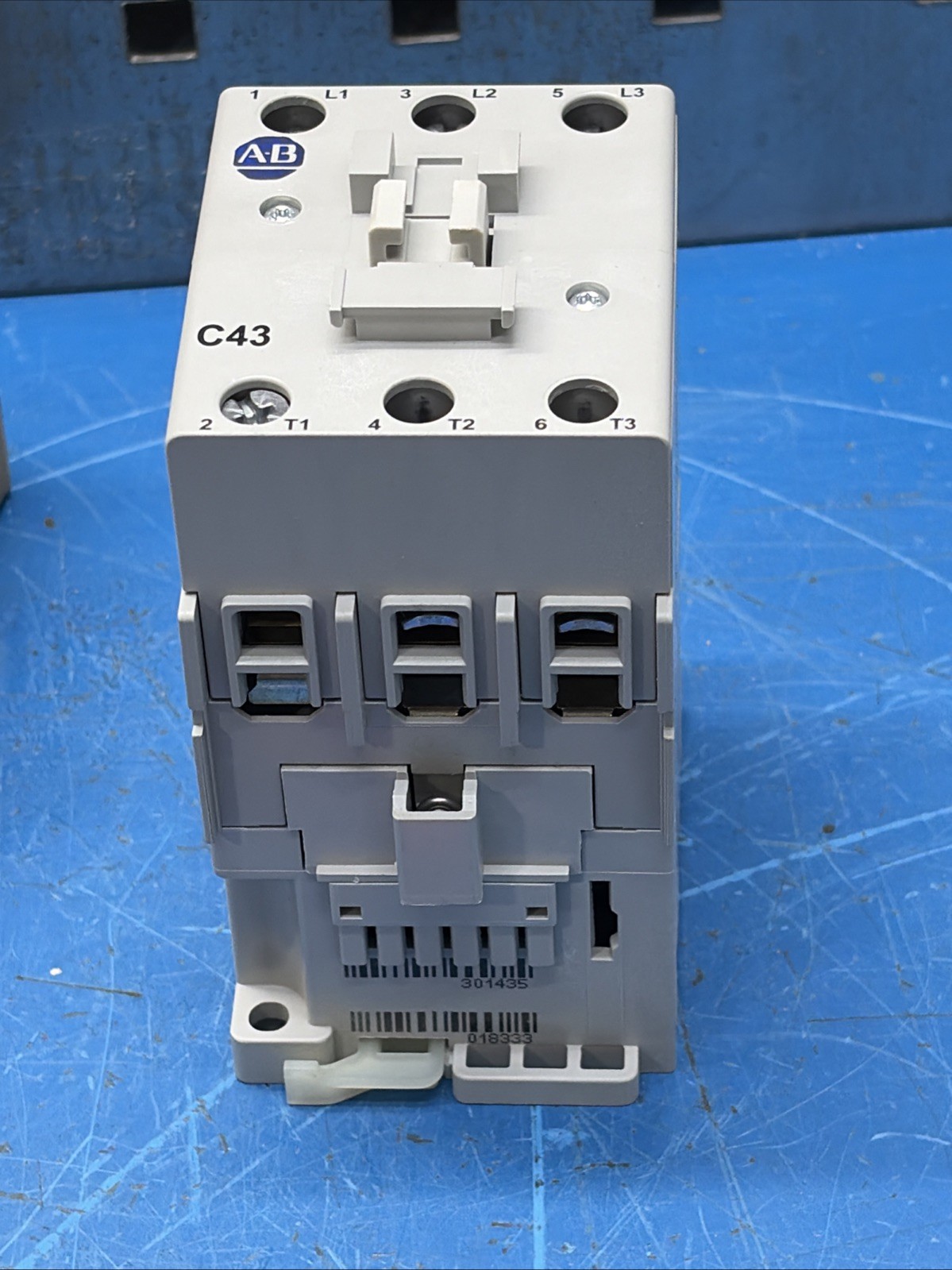 New! Allen Bradley 100-C43L00 Contactor 100-C43*00, 208-240V 60Hz Coil Ser A NIB