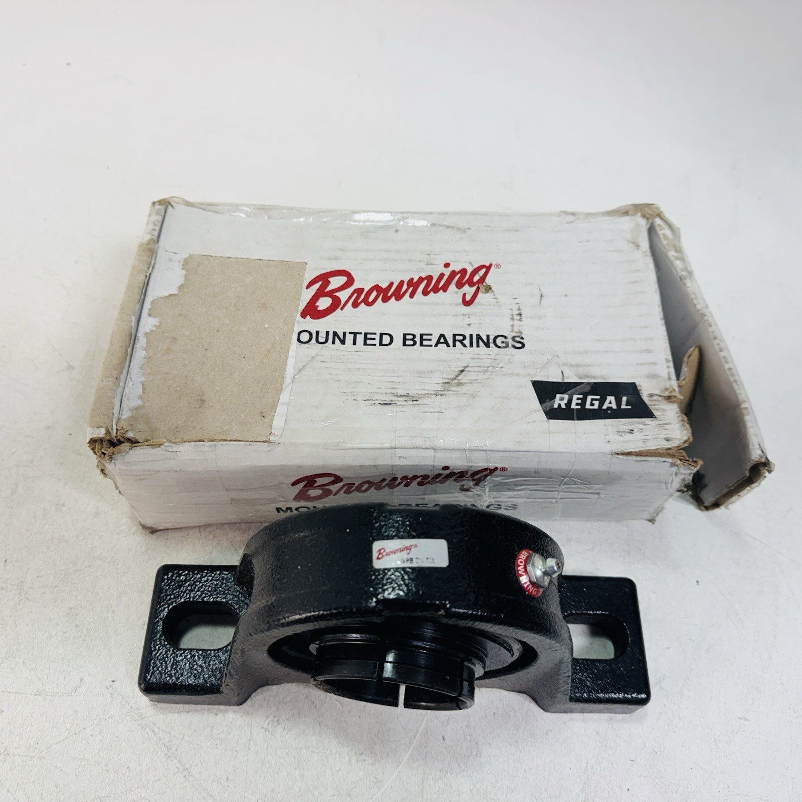 Browning VPB-235 AH Cast Iron Two Bolt Pillow Block Ball Bearing 2 3/16″. 764061