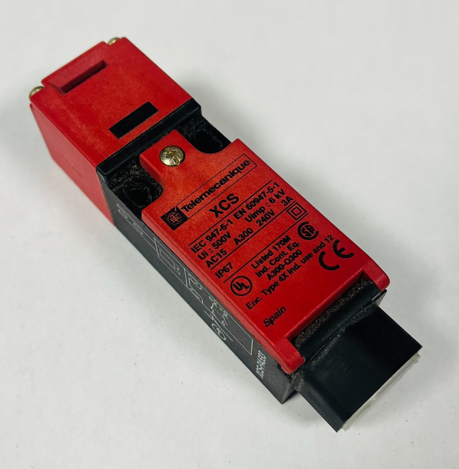 Telemecanique Limit Switch XCS-PA593