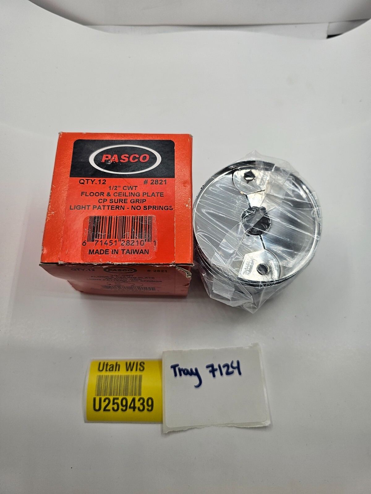 (QTY 12) Pasco 2821 1/2″ CWT Econo Floor Ceiling Plate CP Sure Grip Light