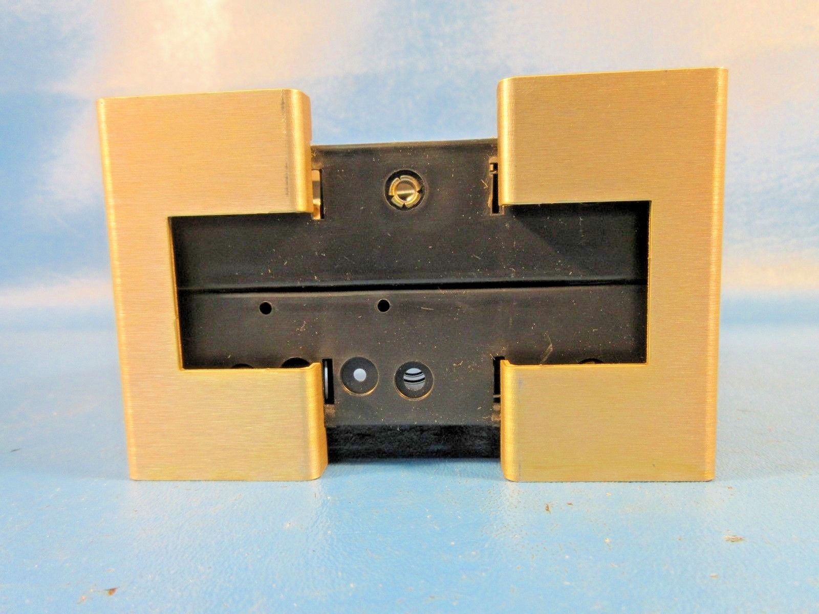 USED Equimeter 53952-144-00002 Alkaline Battery Pack LR-49524