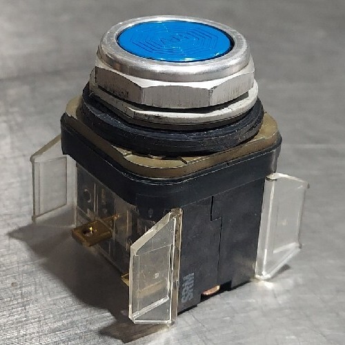 ALLEN BRADLEY BLUE PUSH BUTTONS 800T-A SER T TYPE 4,13