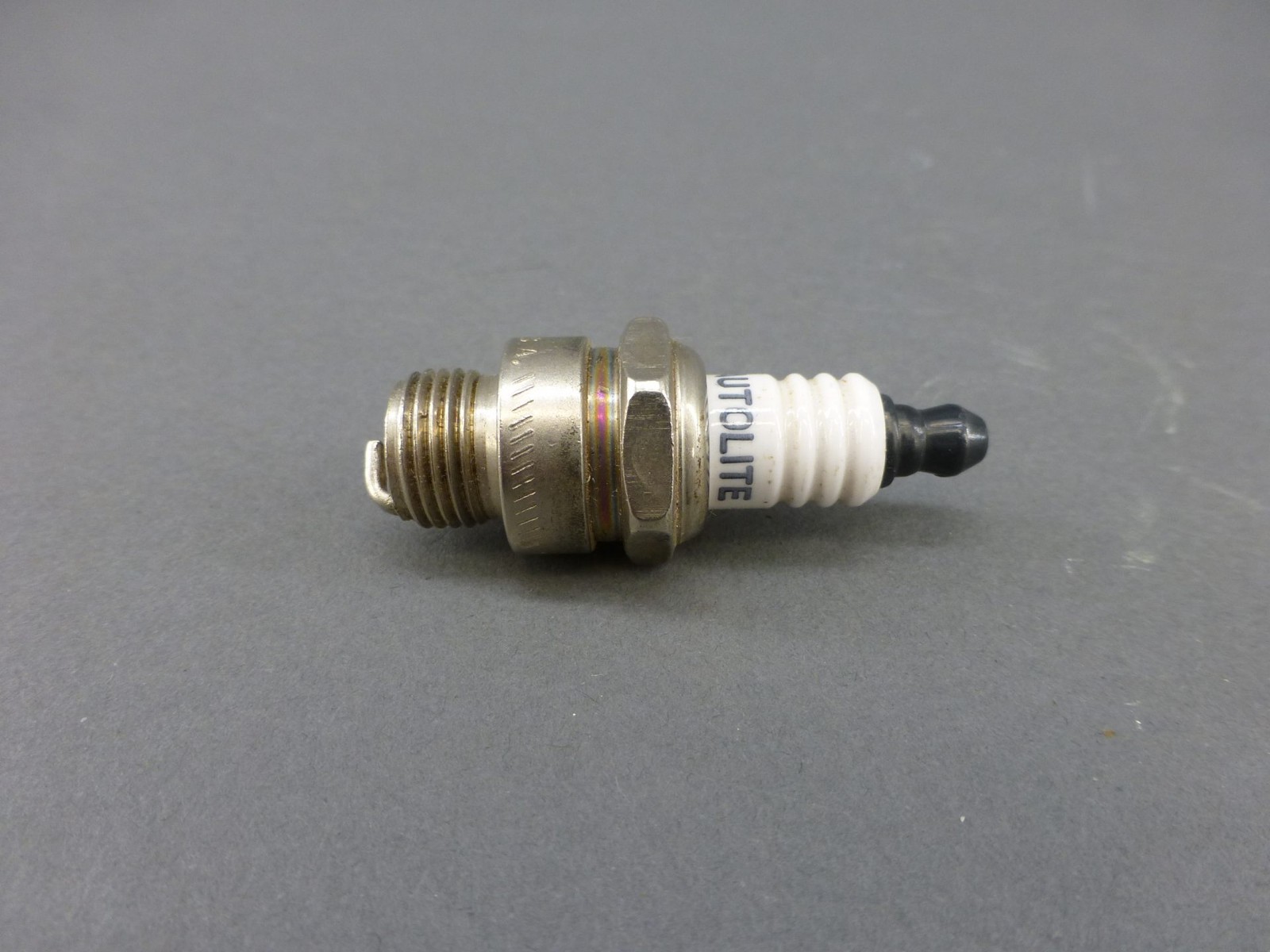 Autolite 255 Spark Plug – NEW Surplus!