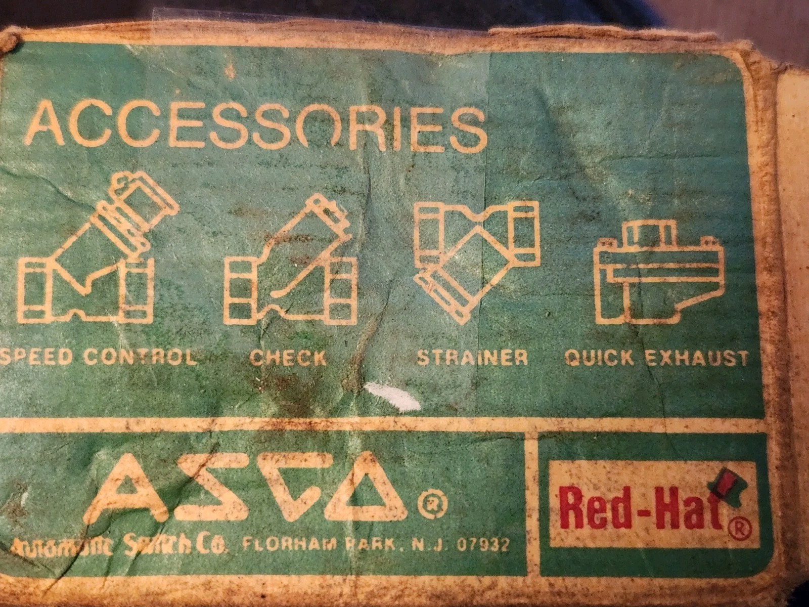 ASCO Red Hat Solenoid Valve 8320A89 110V 120V 50-60 Hz 1/4” New Old Stock