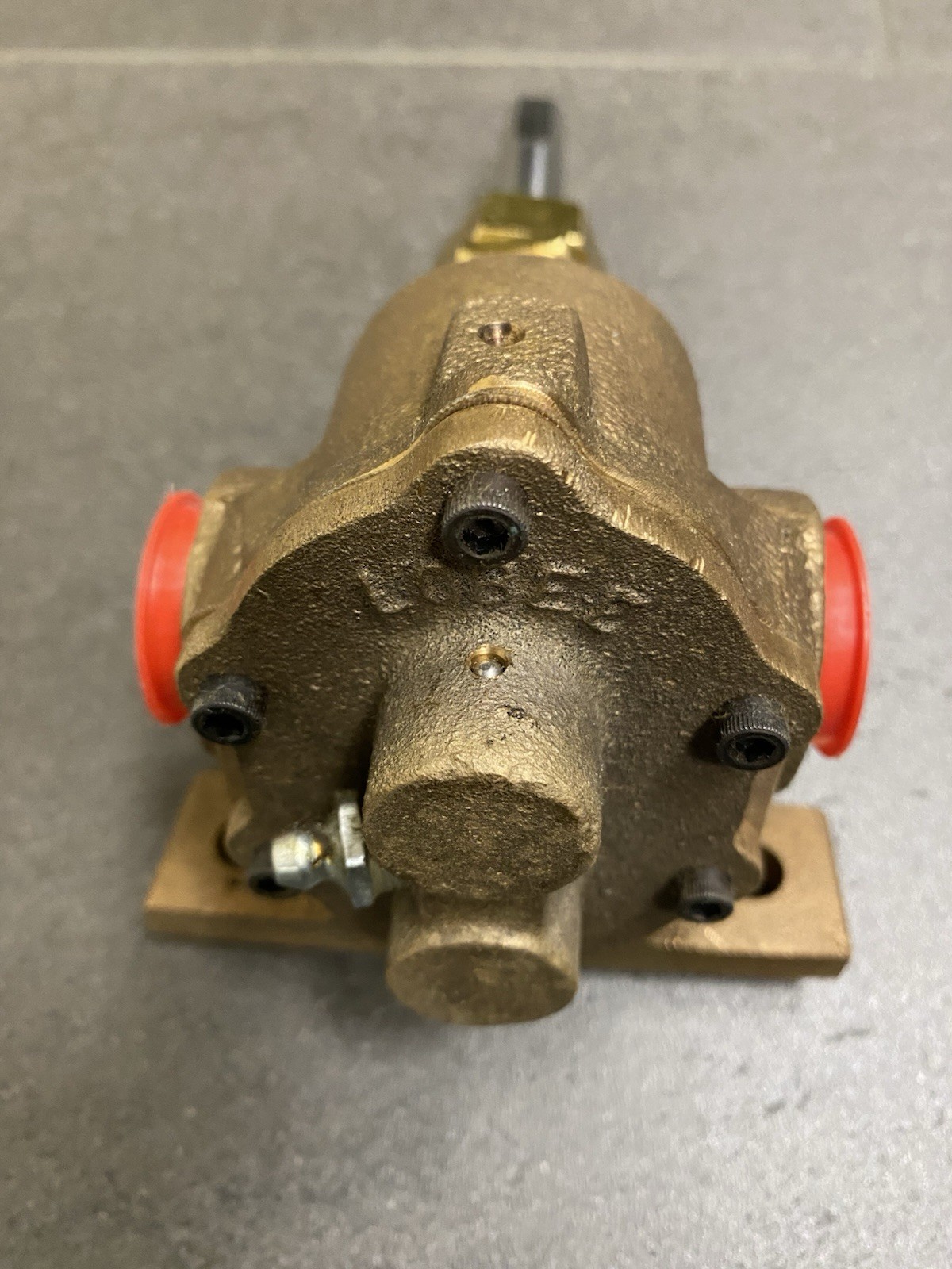 LOBEE PUMP AND MACHINERY 6LOS-PS LOS 3/4” NPT Port Bronze Gear Pump
