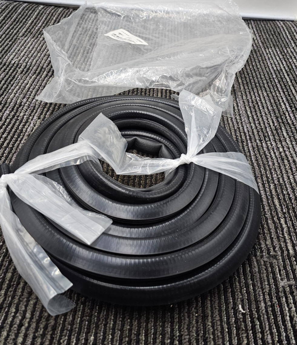 WCS WSC-RS-BULB-2-4050 Super ATV Aluminum Trim Bulb Seal Black Durable
