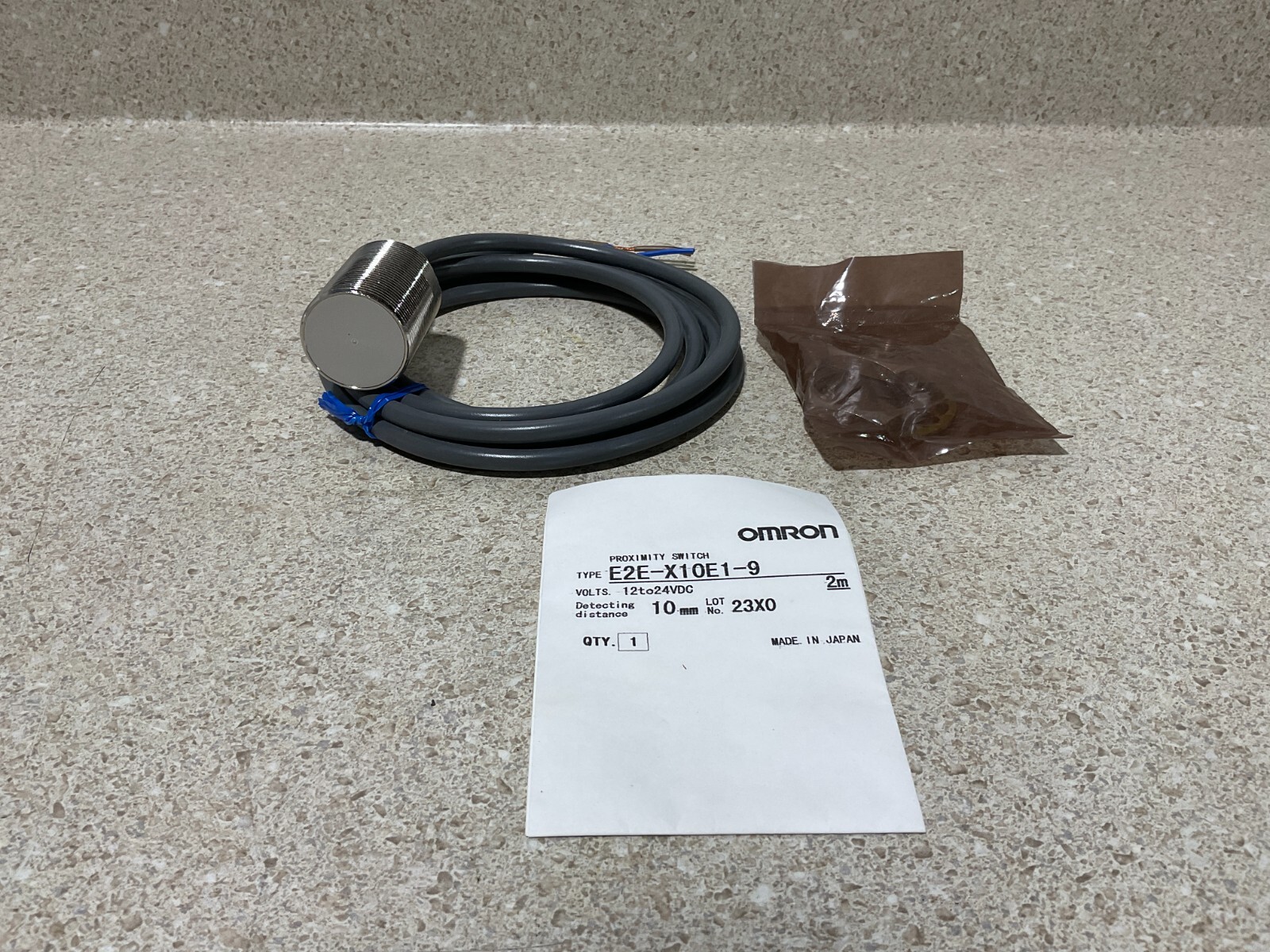 Omorn E2E-X10E1-9 10mm NEW