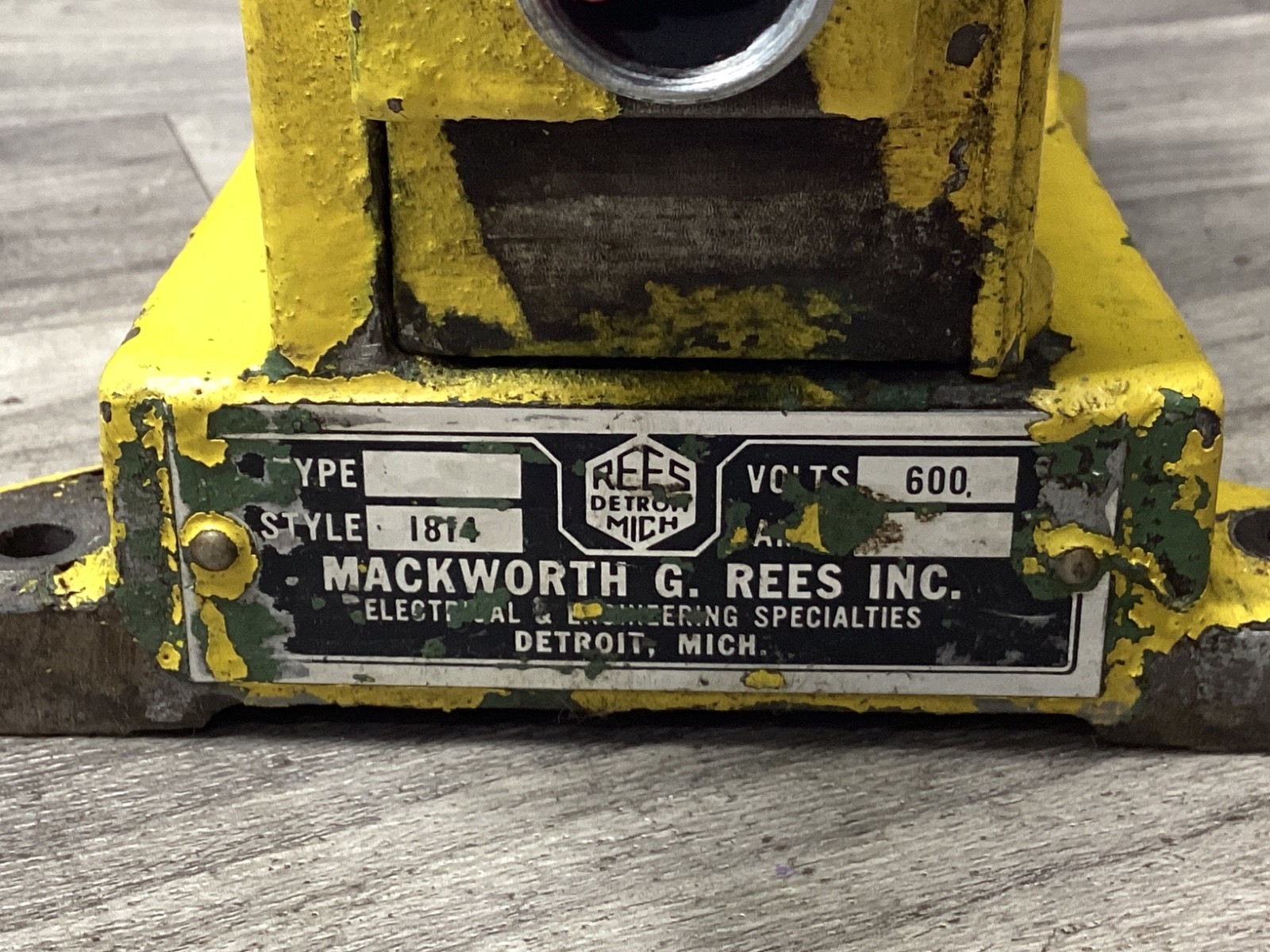 Mackworth G Rees 600V Foot Pedal Switch 1814 Style #100C108PR4*SI