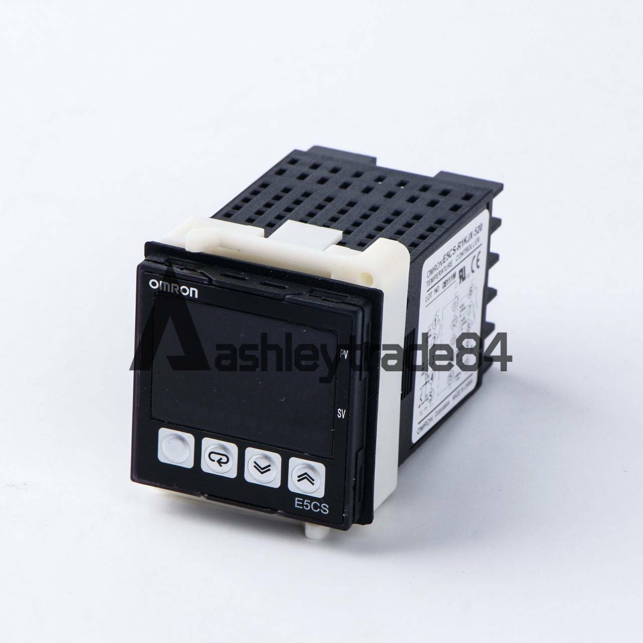 1PCS new Omron E5CS-R1KJX-520 Temperature Controller